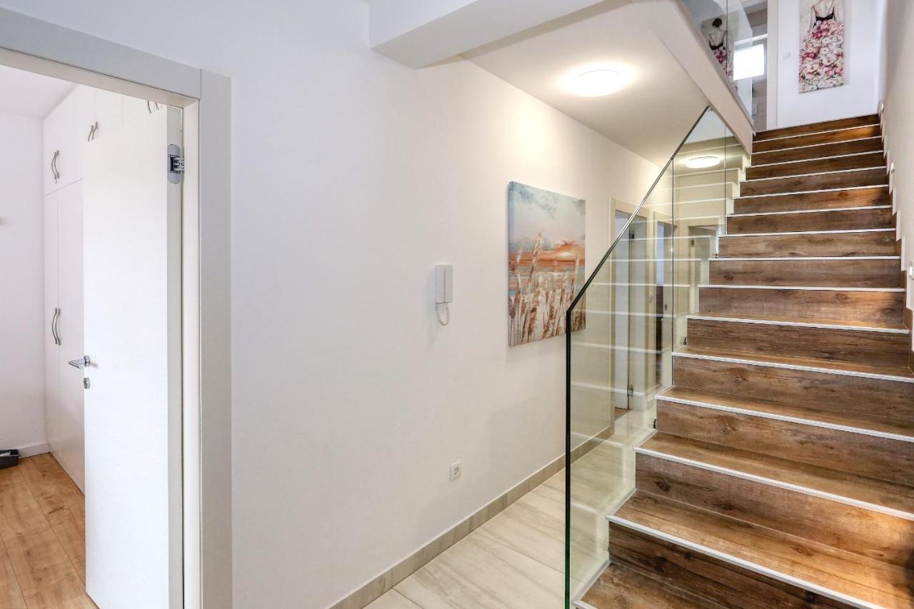 Luxury Apartment Isabell Zaton  Exterior foto